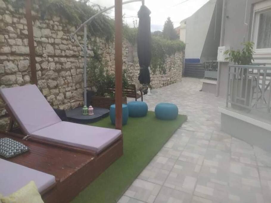 Οικία Με Αυλή Και Πάρκινγκ, Μέσα Στο Κάστρο Της Πόλης Vila Ioannina Exterior foto